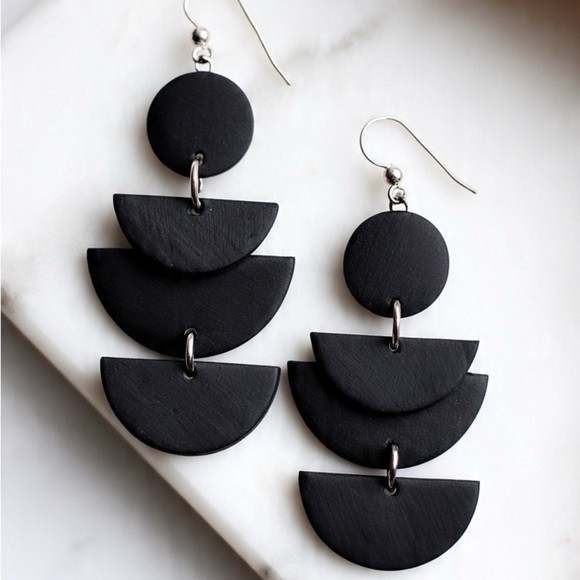 Black Boho Drop Geometric - Handmade Earrings - Picture 1 of 4